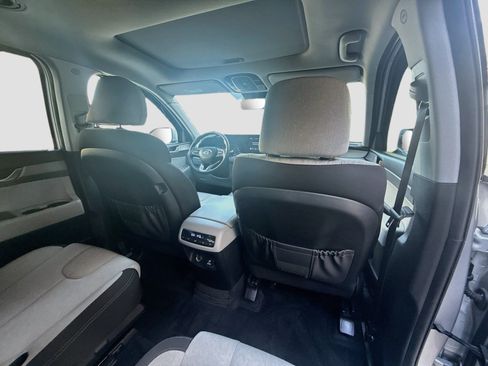 Used 2022 Hyundai Palisade SEL w/ Convenience Package FWD image 25