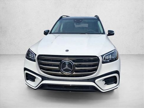 Certified 2026 Mercedes-Benz GLS 450 4MATIC image 2