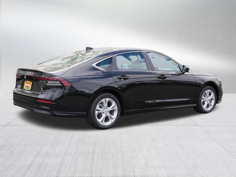 New 2026 Honda Accord LX image 7