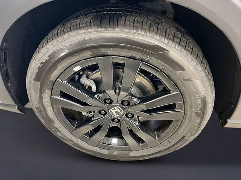 New 2026 Honda HR-V Sport image 11