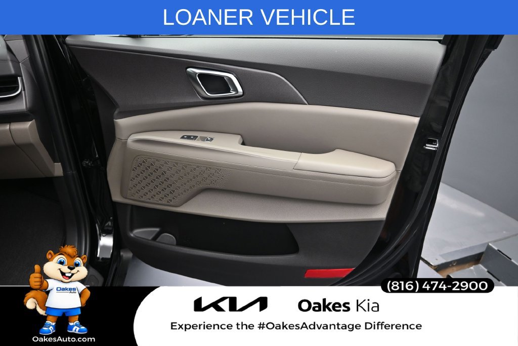 Used 2026 Kia Carnival EX FWD image 35