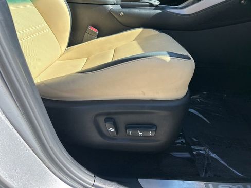 Used 2016 Lexus NX 200t FWD w/ Premium Package image 40