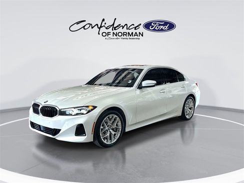 Used 2025 BMW 330i Sedan image 4