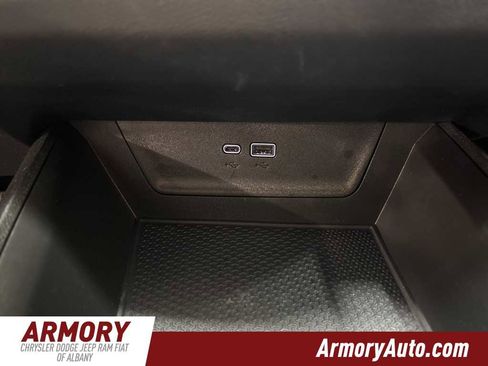 Used 2025 Chevrolet Equinox LT w/ Midnight Edition image 21