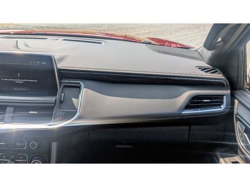 Used 2022 Chevrolet Tahoe Z71 w/ Luxury Package image 33