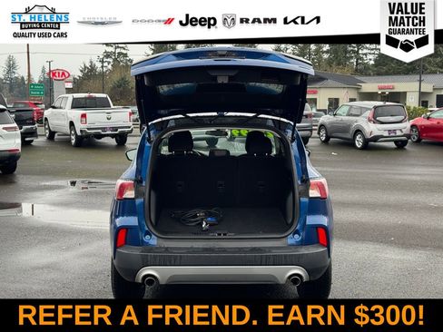 Used 2022 Ford Escape SE FWD image 7