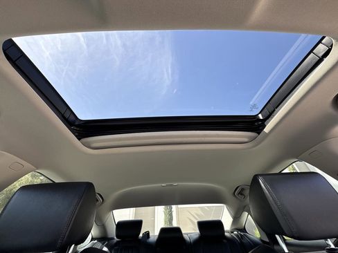 Used 2018 Honda Accord Touring image 34