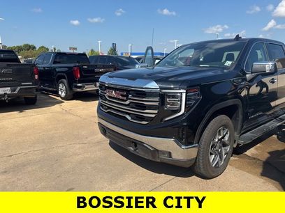 Used 2022 GMC Sierra 1500 SLT w/ SLT Convenience Package
