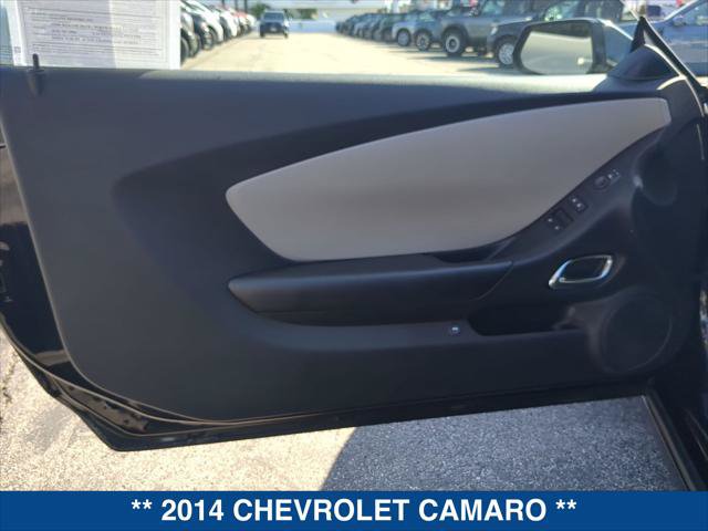 Used 2014 Chevrolet Camaro LS RWD image 10