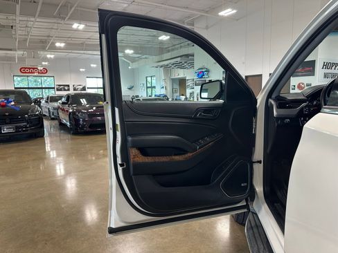 Used 2015 Chevrolet Tahoe LTZ w/ Max Trailering Package image 11