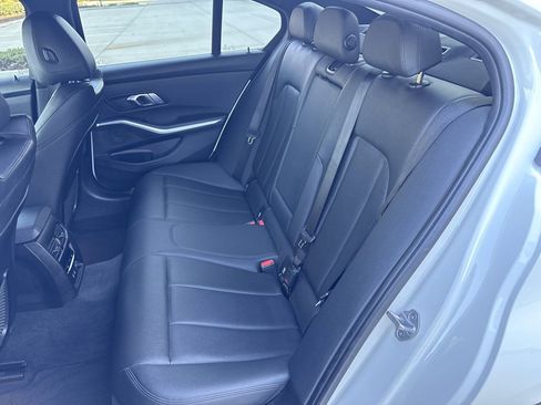 Used 2019 BMW 330i Sedan w/ Convenience Package image 14