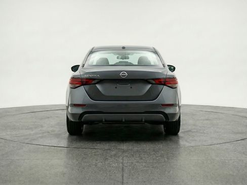 Used 2025 Nissan Sentra SV image 7