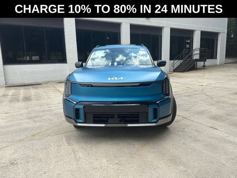 Used 2024 Kia EV9 GT-Line AWD/4WD image 2