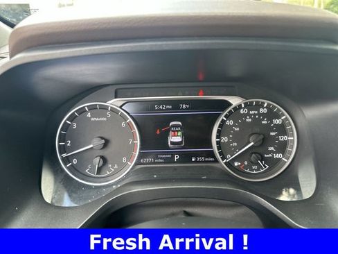 Used 2023 Nissan Rogue SV image 26