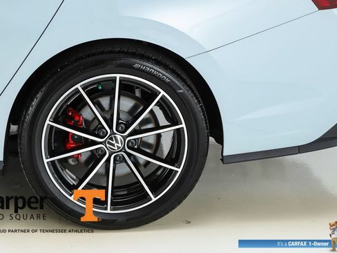 Used 2025 Volkswagen Jetta GLI Autobahn FWD image 43
