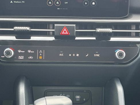 New 2026 Kia Sportage SX FWD image 15