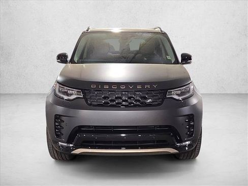 New 2026 Land Rover Discovery Limited Edition AWD/4WD image 2