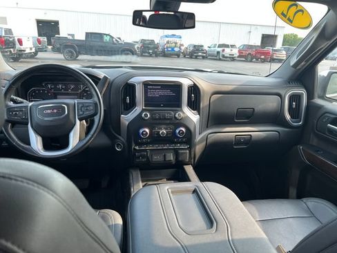 Used 2022 GMC Sierra 1500 SLT w/ SLT Convenience Package AWD/4WD image 15
