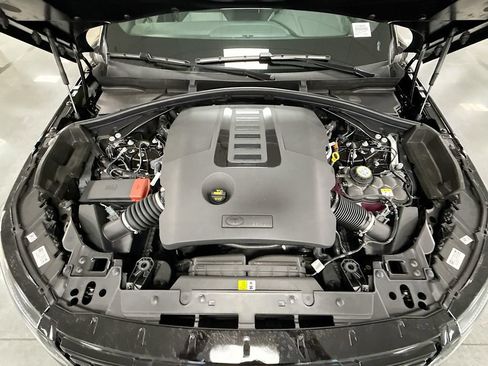 Used 2026 Land Rover Range Rover Velar Dynamic SE AWD/4WD image 29
