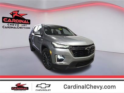 Used 2023 Chevrolet Traverse RS