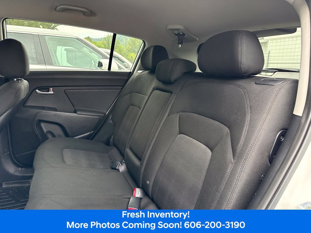 Used 2012 Kia Sportage LX AWD/4WD image 7