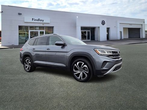 Used 2021 Volkswagen Atlas SEL Premium image 2