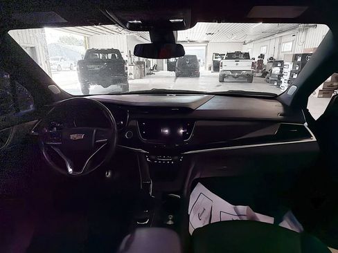Used 2023 Cadillac XT6 Sport AWD/4WD image 10