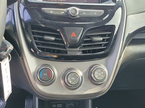 Used 2022 Chevrolet Spark LT image 27