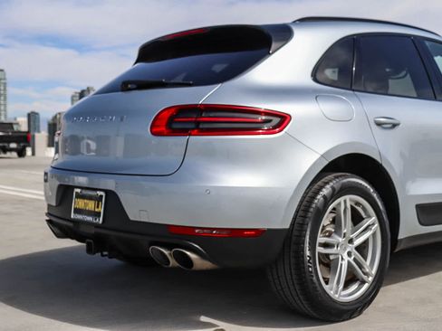 Used 2017 Porsche Macan S AWD/4WD image 9