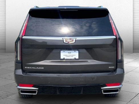 Used 2021 Cadillac Escalade ESV Premium Luxury w/ Driver Assist Tech Package AWD/4WD image 3