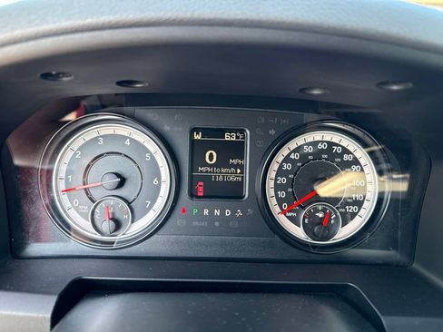 Used 2016 RAM 1500 Express AWD/4WD image 6