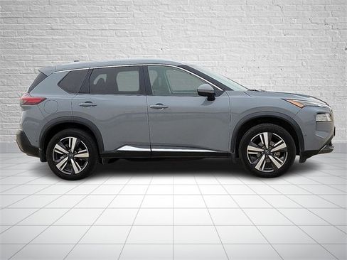 Used 2022 Nissan Rogue SL w/ SL Premium Package image 5