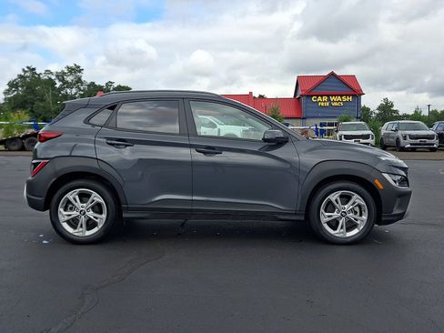 Used 2023 Hyundai Kona SEL AWD/4WD image 7