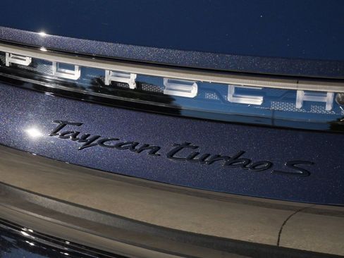 Used 2020 Porsche Taycan Turbo S image 10