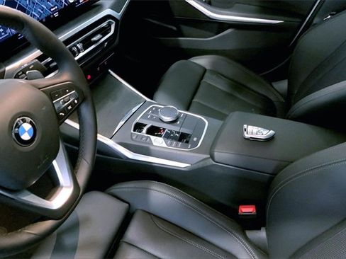 Used 2023 BMW 330i Sedan w/ Convenience Package image 13