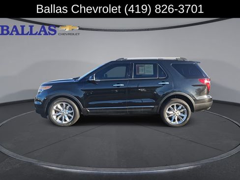 Used 2014 Ford Explorer XLT w/ Equipment Group 202A image 5