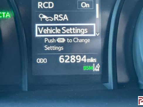 Used 2021 Toyota Camry SE image 30