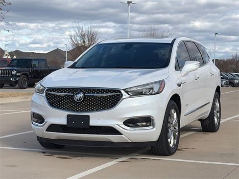Used 2020 Buick Enclave Avenir w/ Avenir Technology Package image 3