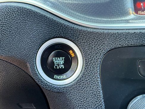 Used 2014 Dodge Charger SXT image 22