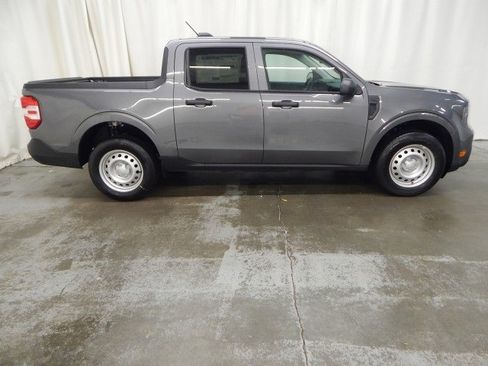 New 2025 Ford Maverick XL image 2