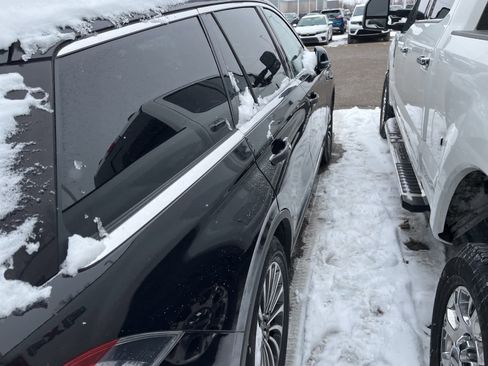 Used 2020 Lincoln Aviator Reserve w/ Equipment Group 201A image 15