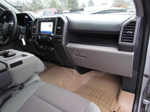 Used 2022 Ford F250 XL w/ STX Appearance Package image 17