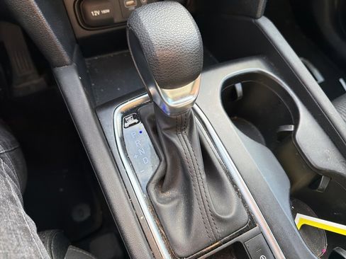 Used 2019 Hyundai Santa Fe SEL image 23