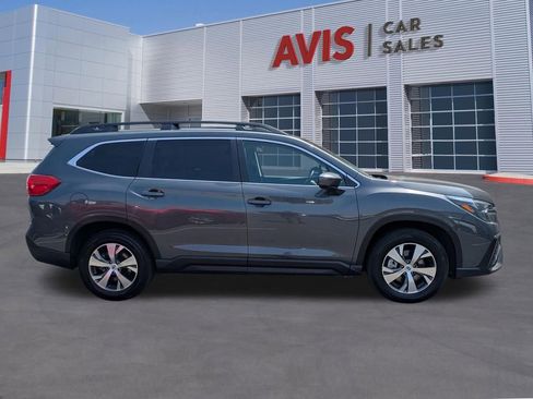 Used 2025 Subaru Ascent Premium AWD/4WD image 6