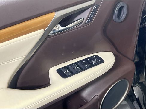 Used 2017 Lexus RX 450h AWD w/ Cold Weather Package image 18