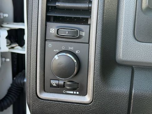 Used 2019 RAM 1500 Tradesman w/ Power & Remote Entry Group RWD image 19