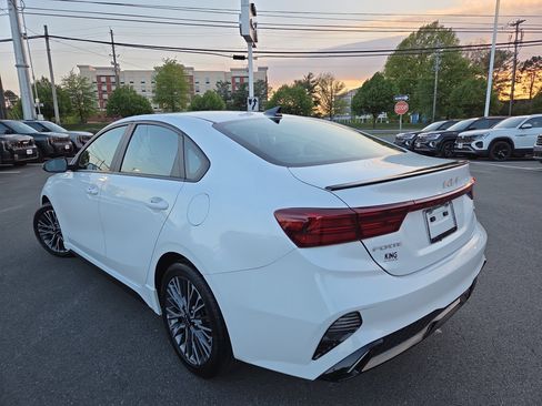 Certified 2024 Kia Forte GT-Line FWD image 6