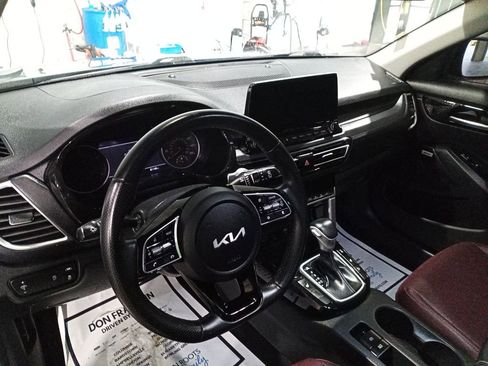 Used 2022 Kia Seltos SX AWD/4WD image 10