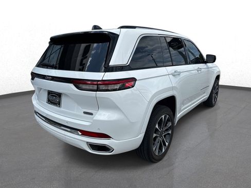 Used 2023 Jeep Grand Cherokee Overland w/ Trailer Tow Prep Group (B) RWD image 3