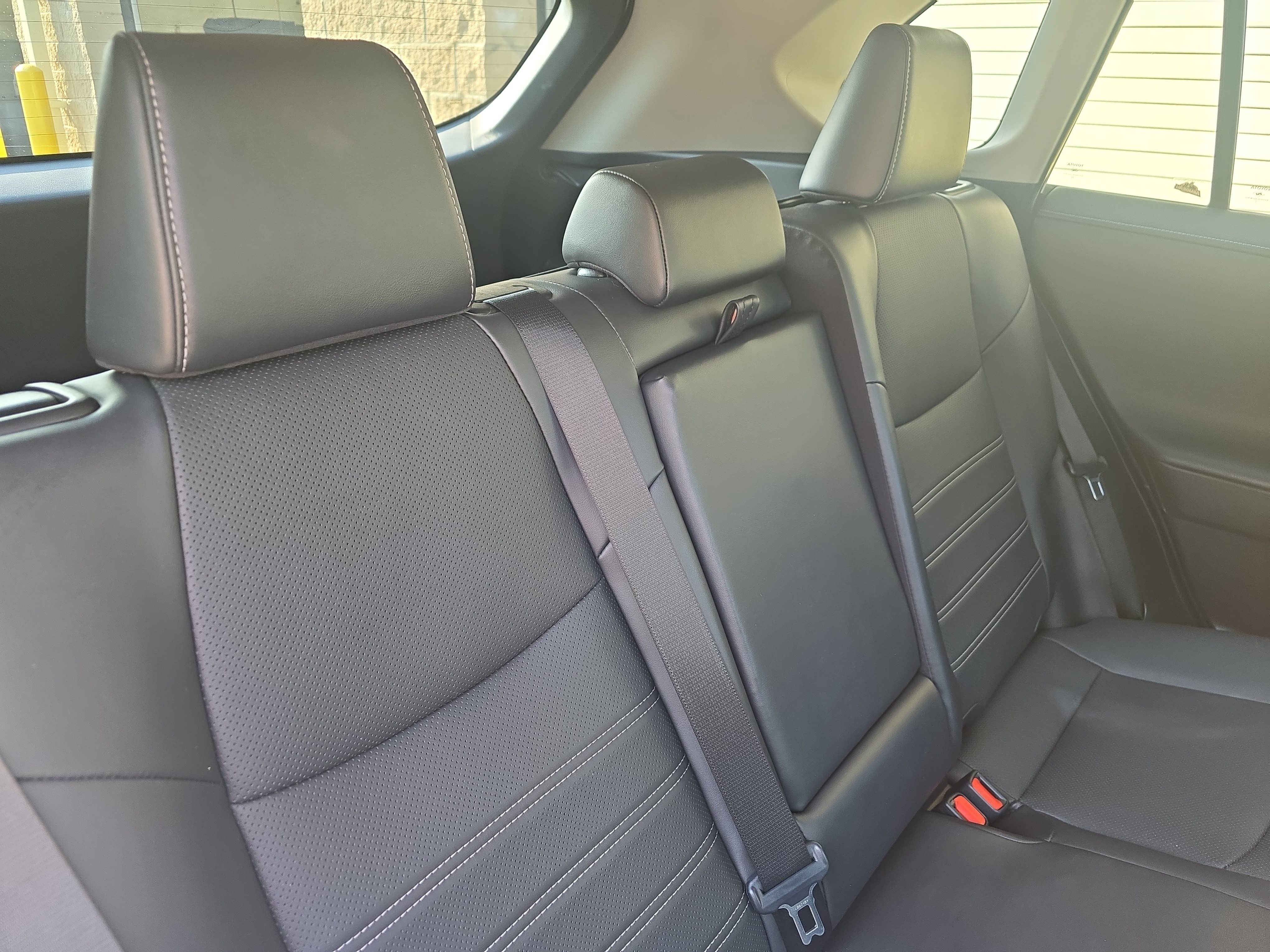 Used 2023 Toyota RAV4 Limited FWD image 12
